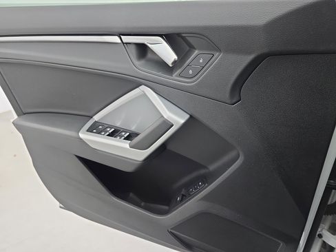 Used 2023 Audi Q3 2.0T Premium w/ Convenience Package image 26