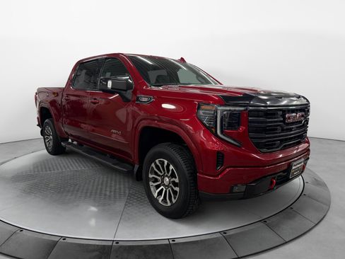 Used 2023 GMC Sierra 1500 AT4 w/ Technology Package AWD/4WD image 4