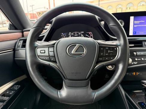 Certified 2023 Lexus ES 250 w/ Premium Package image 15