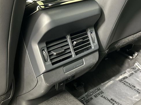 Certified 2024 Land Rover Range Rover Evoque S image 29