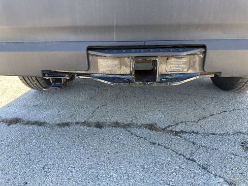 Used 2017 Toyota Highlander XLE AWD/4WD image 10