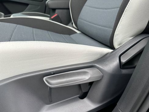 New 2026 Volkswagen Taos S image 4