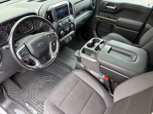 Used 2022 Chevrolet Silverado 1500 RST AWD/4WD image 11