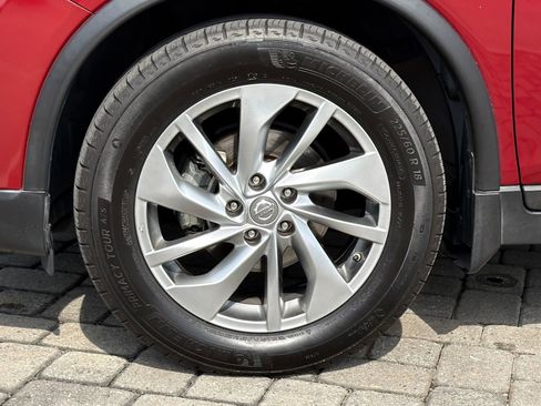 Used 2015 Nissan Rogue SL image 13