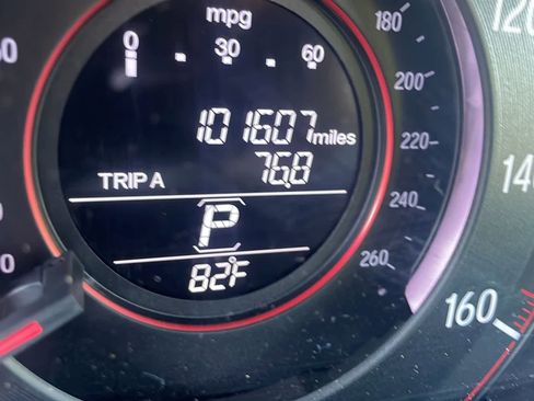 Used 2017 Honda Accord Sport image 3