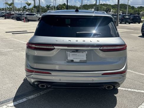 Certified 2024 Lincoln Corsair Grand Touring AWD/4WD image 8