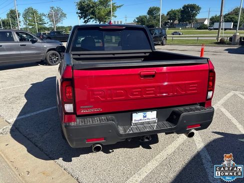 Used 2025 Honda Ridgeline Black Edition image 18