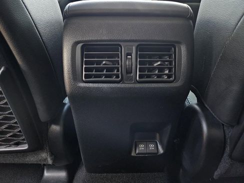 Used 2022 Toyota 4Runner Limited image 16