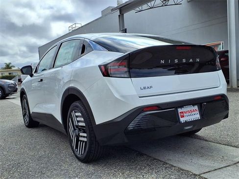 New 2026 Nissan Leaf SV+ image 10