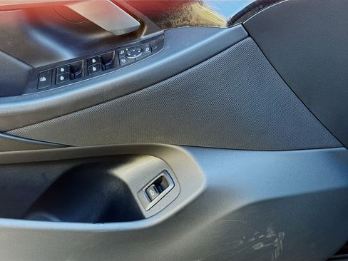 Used 2025 BMW 530i image 24