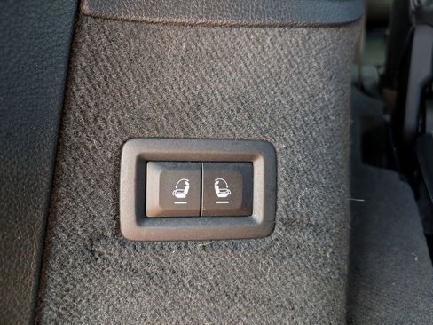 Used 2023 Jeep Grand Cherokee L Overland w/ Rear Seat Video Group I AWD/4WD image 19