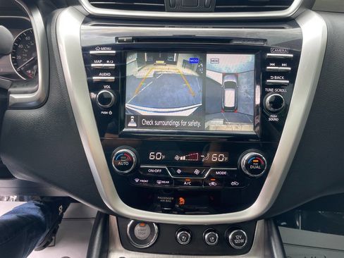 Used 2017 Nissan Murano Platinum w/ Platinum Technology Package FWD image 15