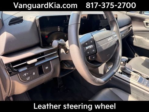Certified 2026 Kia Sportage EX w/ EX Panorama Roof Package FWD image 14