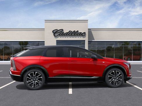 New 2025 Cadillac Optiq Sport 1 AWD/4WD image 5