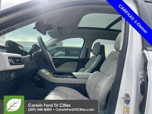 Used 2025 Lincoln Aviator Reserve w/ Equipment Group 201A image 8
