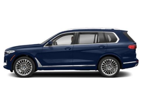 Used 2022 BMW X7 xDrive40i w/ M Sport Package AWD/4WD image 2
