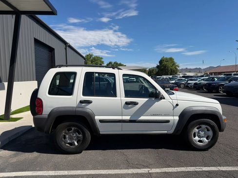 Used 2003 Jeep Liberty Sport AWD/4WD image 14