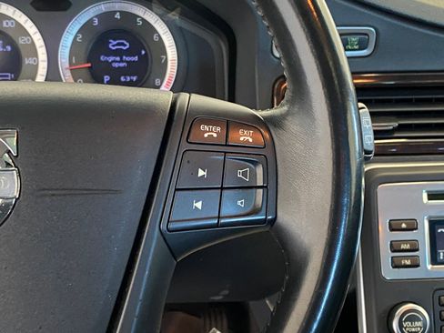 Used 2011 Volvo XC70 3.2 image 28