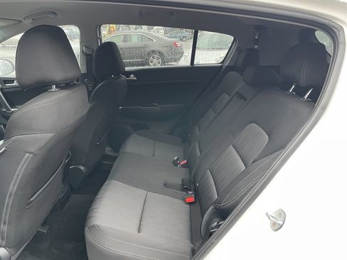 Used 2017 Kia Sportage LX image 17