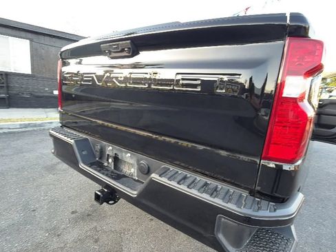 Used 2022 Chevrolet Silverado 1500 Custom RWD image 31