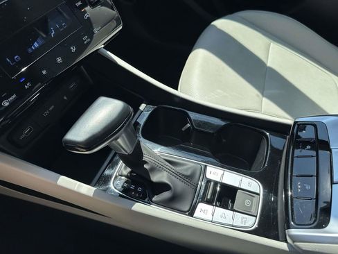 Certified 2023 Hyundai Tucson SEL w/ Convenience Package AWD/4WD image 28