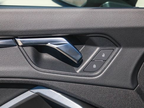 New 2025 Audi Q3 2.0T Premium image 34