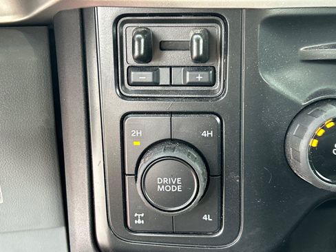 Used 2025 Ford F250 XL w/ STX Appearance Package AWD/4WD image 27