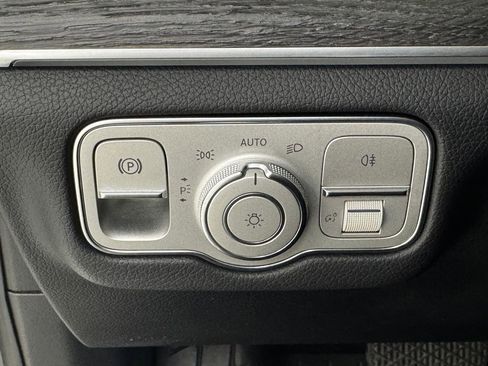 Used 2022 Mercedes-Benz GLE 350 4MATIC image 31