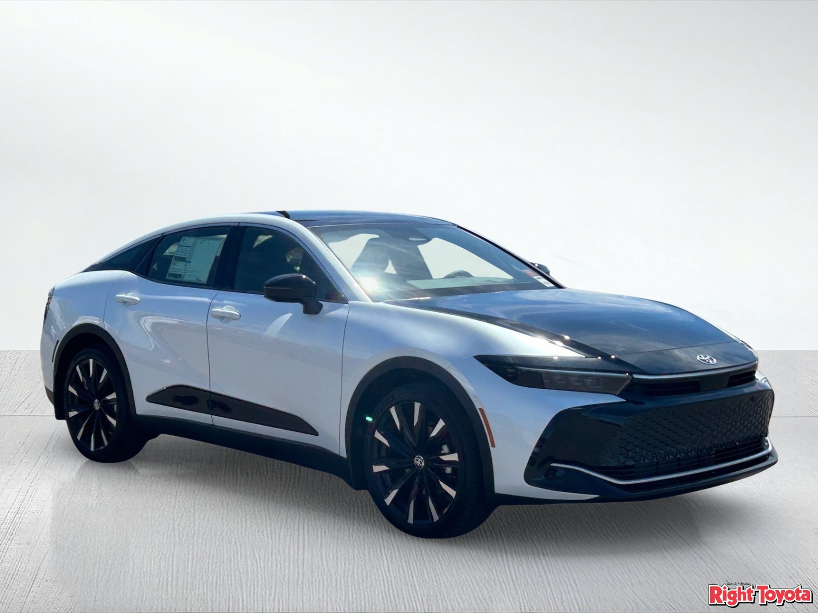 New 2026 Toyota Crown Platinum AWD/4WD image 8