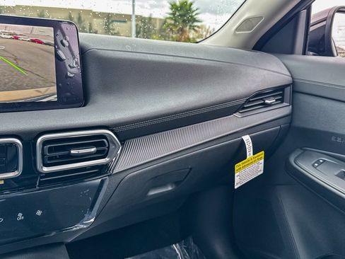 New 2026 Nissan Sentra SV image 28