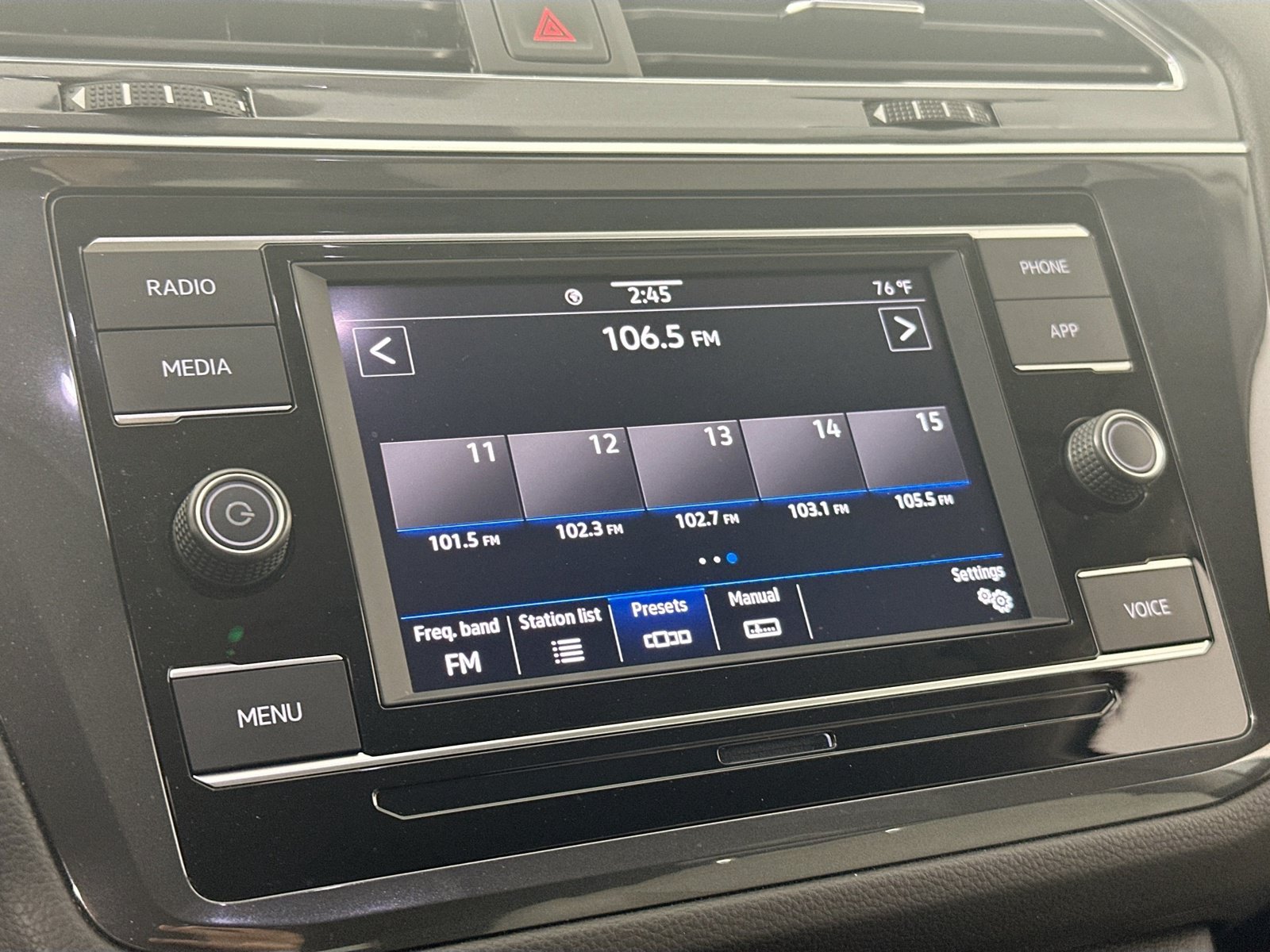 Used 2023 Volkswagen Tiguan S FWD image 14