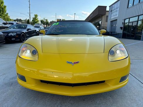 Used 2005 Chevrolet Corvette Convertible w/ Preferred Equipment Group image 16