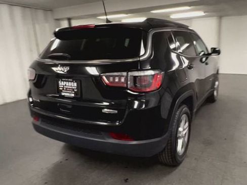 Used 2024 Jeep Compass Latitude AWD/4WD image 8