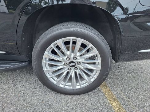 Certified 2025 Cadillac Escalade Premium Luxury AWD/4WD image 27