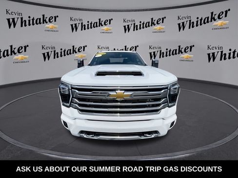 Certified 2026 Chevrolet Silverado 3500 High Country AWD/4WD image 3