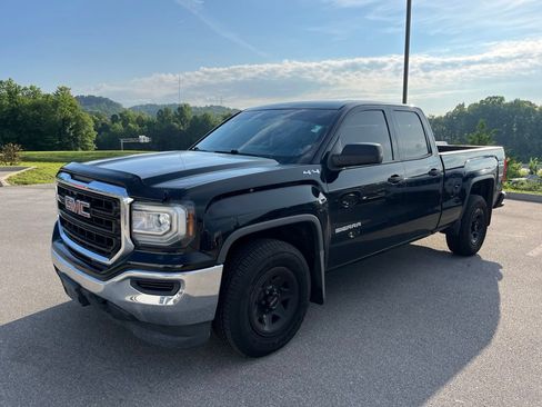 Used 2017 GMC Sierra 1500 4x4 Double Cab w/ Sierra Convenience Package image 1