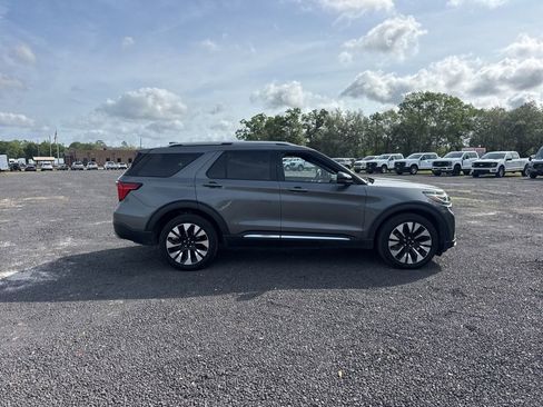 Used 2025 Ford Explorer Platinum w/ LUX Leather Package AWD/4WD image 6