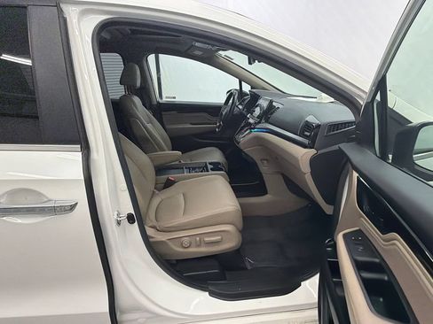 Used 2022 Honda Odyssey Touring image 15