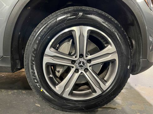 Certified 2021 Mercedes-Benz GLC 300 GLC 300 image 9