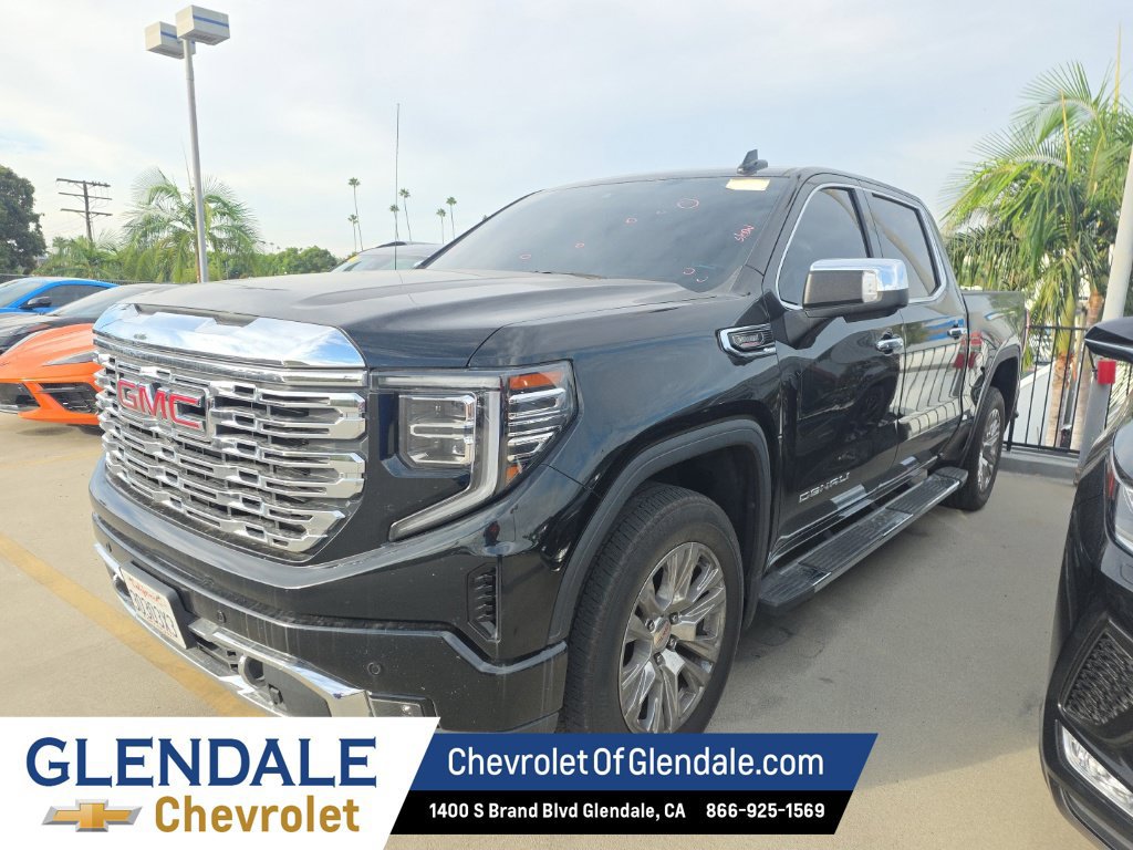 Used 2023 GMC Sierra 1500 Denali w/ Technology Package RWD image 1