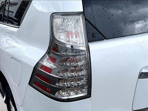 Used 2022 Lexus GX 460 Premium w/ Premium Package AWD/4WD image 29