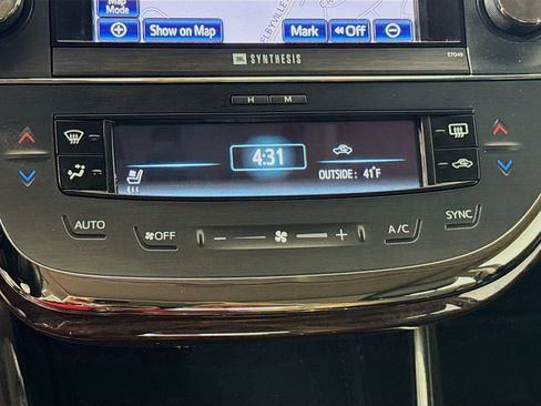 Used 2014 Toyota Avalon image 18