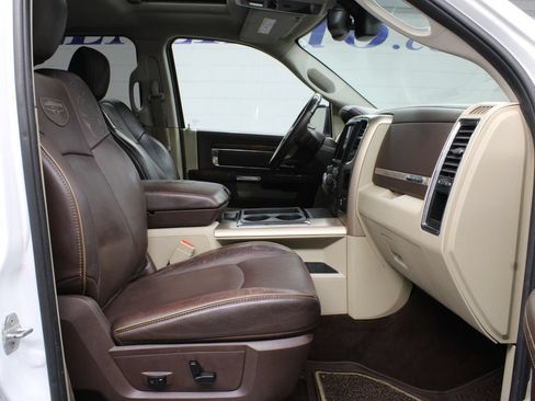 Used 2014 RAM 1500 Laramie Longhorn w/ Convenience Group AWD/4WD image 31