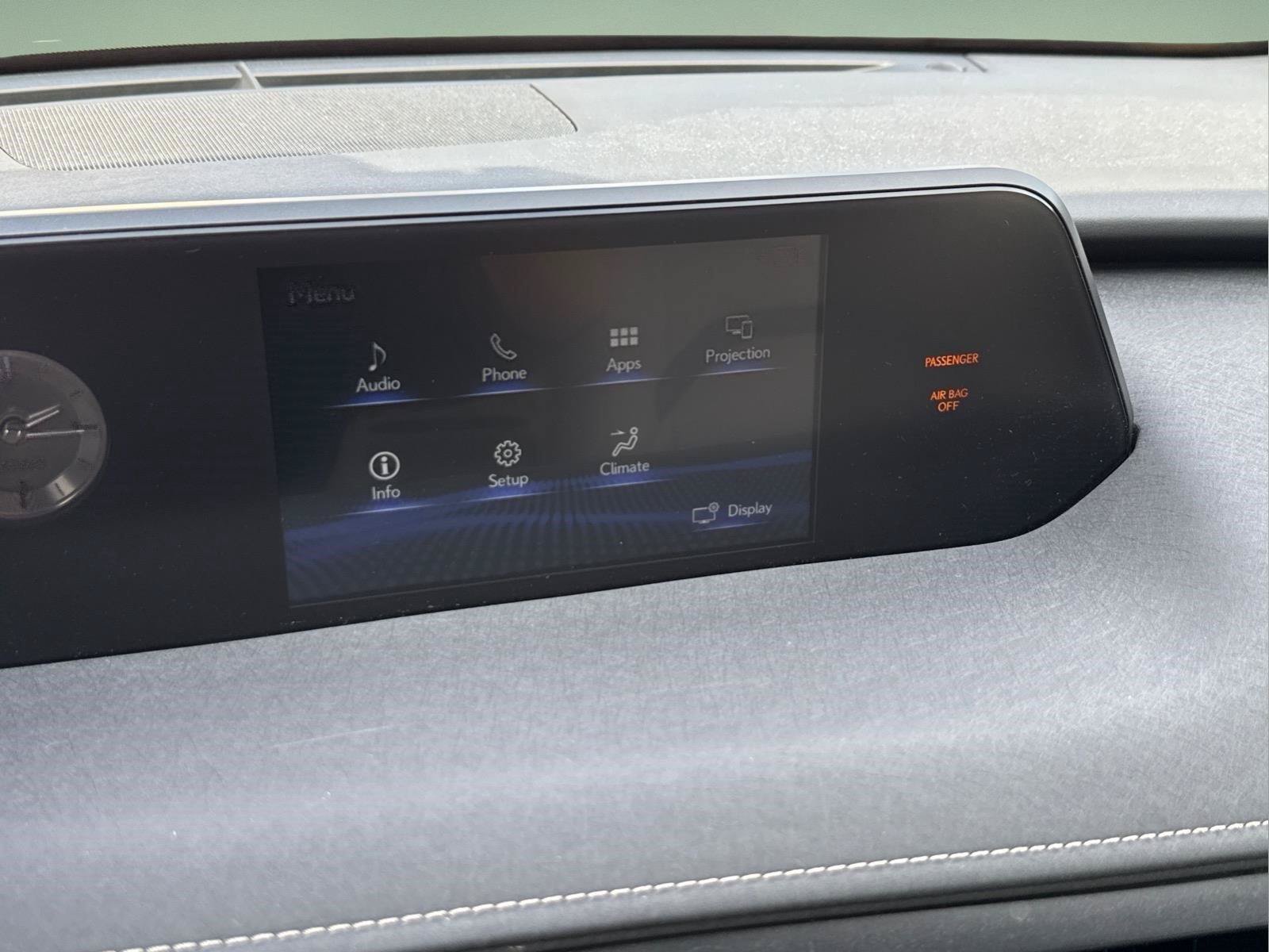 Used 2020 Lexus UX 250h w/ Premium Package AWD/4WD image 21