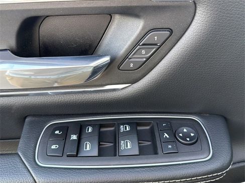 Used 2023 RAM 1500 Laramie image 22