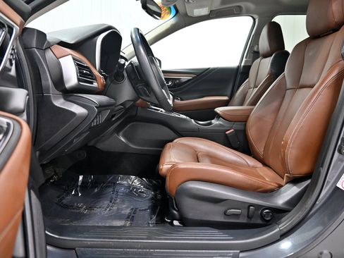 Used 2020 Subaru Outback Touring XT AWD/4WD image 5