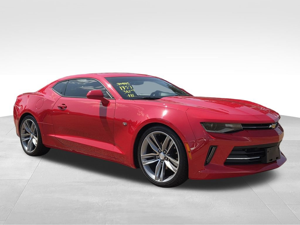 Used 2017 Chevrolet Camaro LT w/ RS Package RWD image 4