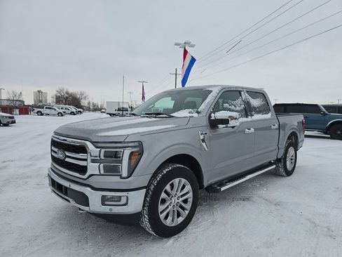 Used 2024 Ford F150 Lariat w/ Tow/Haul Package image 9