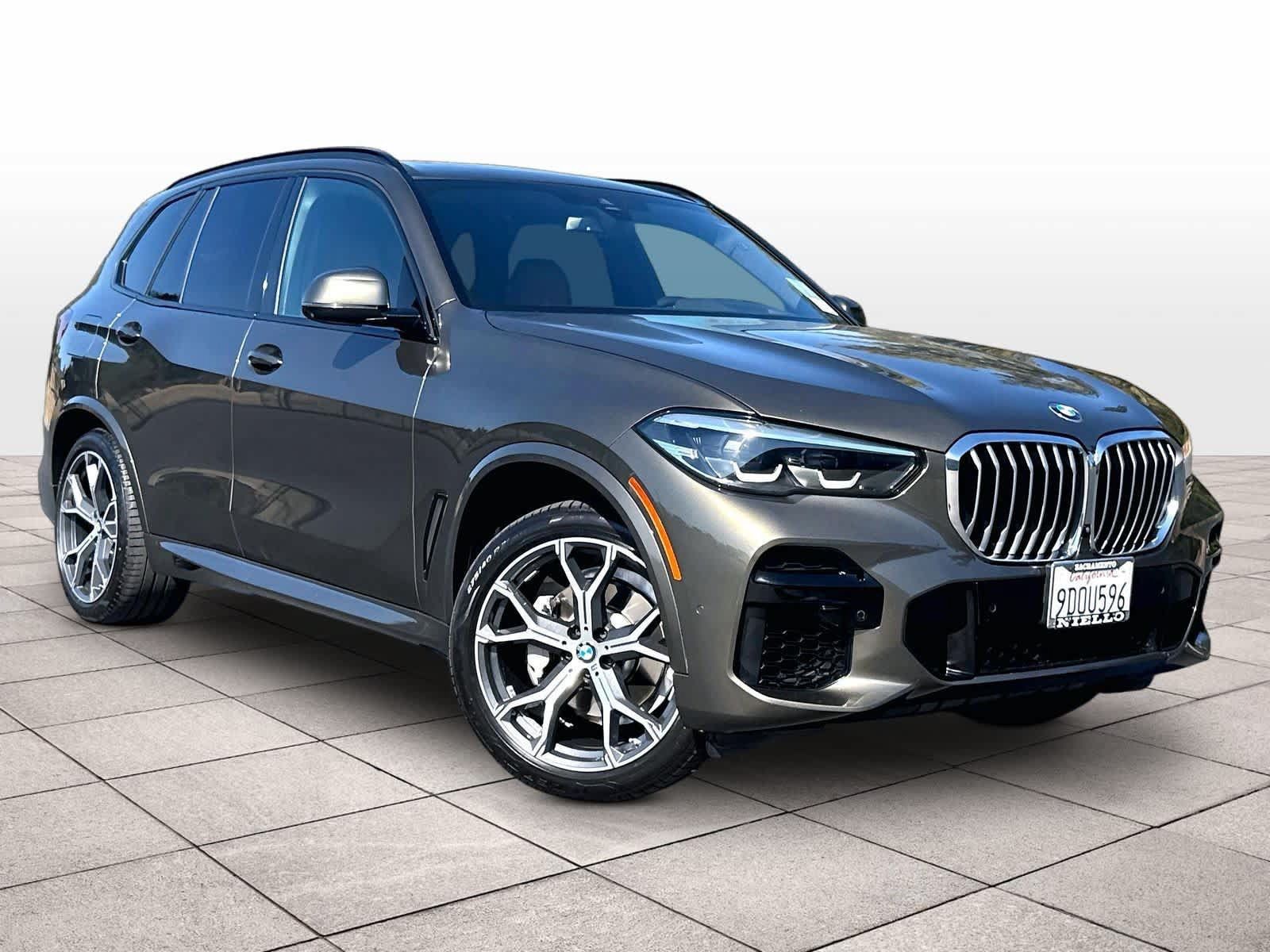Used 2023 BMW X5 xDrive40i w/ M Sport Package AWD/4WD image 2