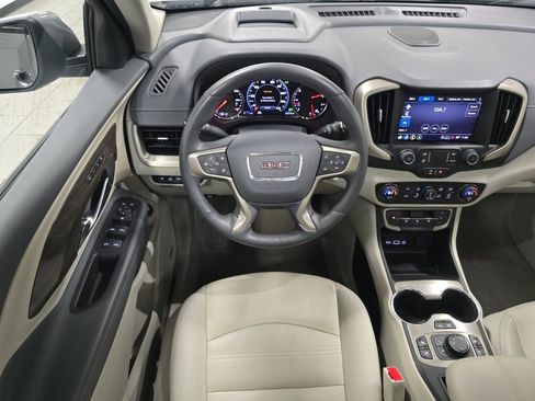 Used 2024 GMC Terrain Denali w/ Denali Premium Package image 25